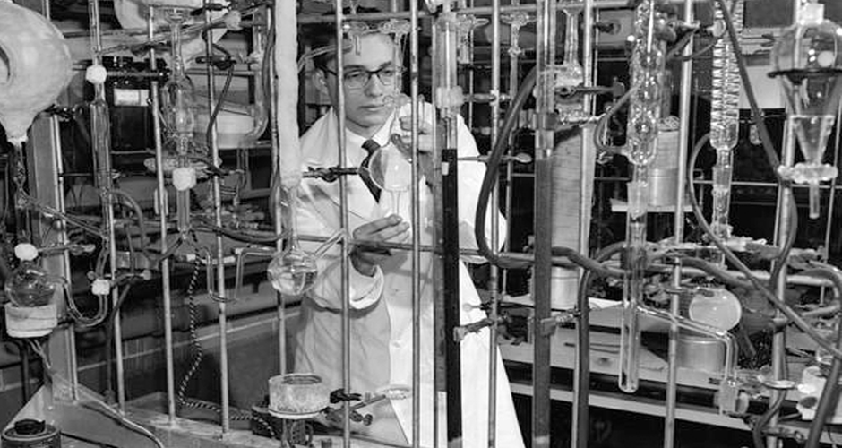 Laboratory solid-state materials research equipment and crystal imagery